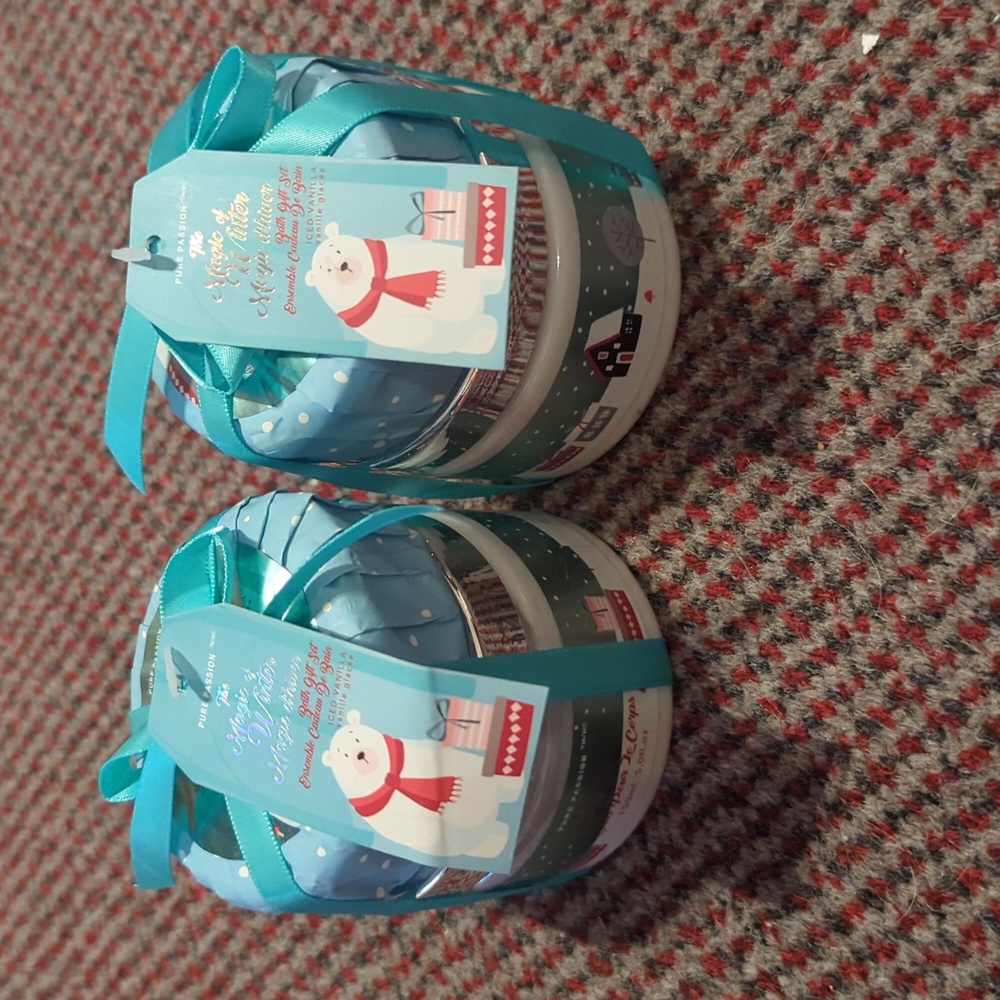 2x Iced Vanilla soap & body lotion set
